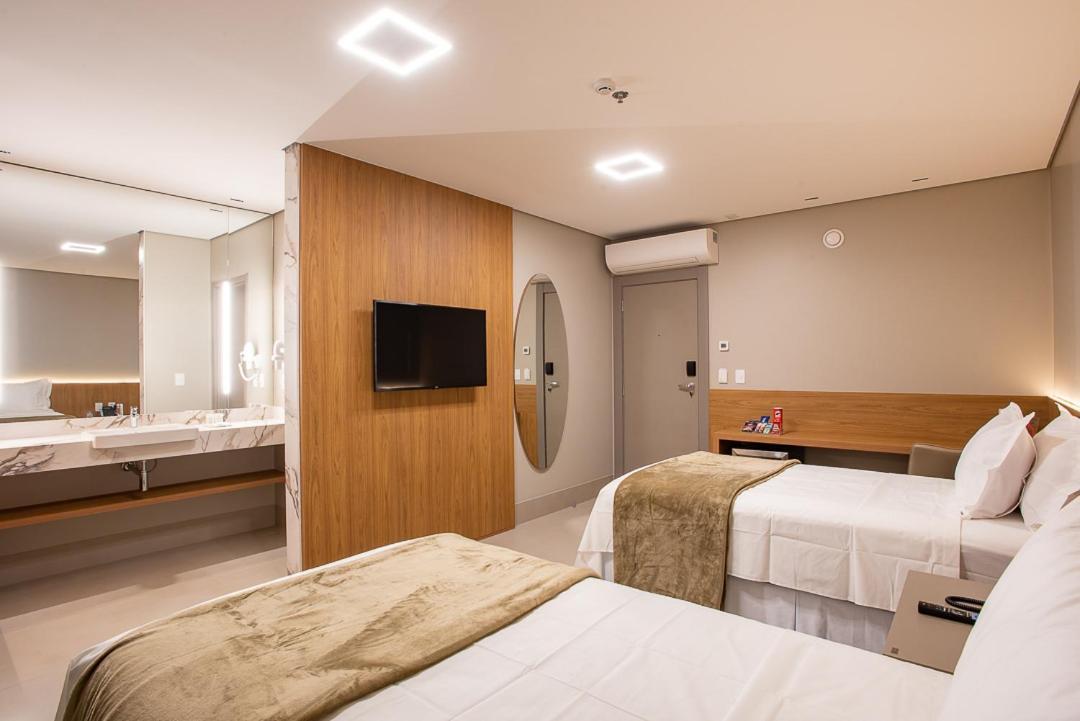 Amazon Aeroporto Hotel Κουιαμπά Εξωτερικό φωτογραφία